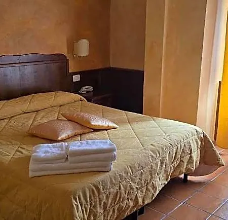 Natros Rocca Pia